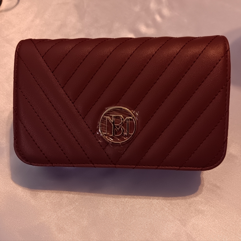 Badgley Mischka Quilted Red Crossbody/Clutch